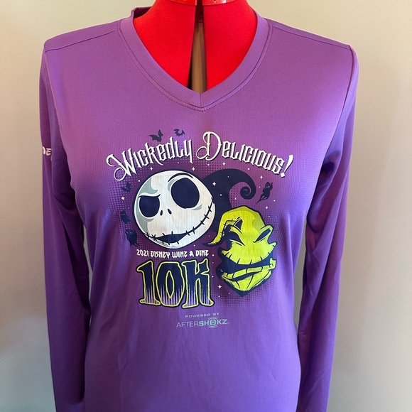 Disney Tops - Run Disney 2021 Wine‎ & Dine